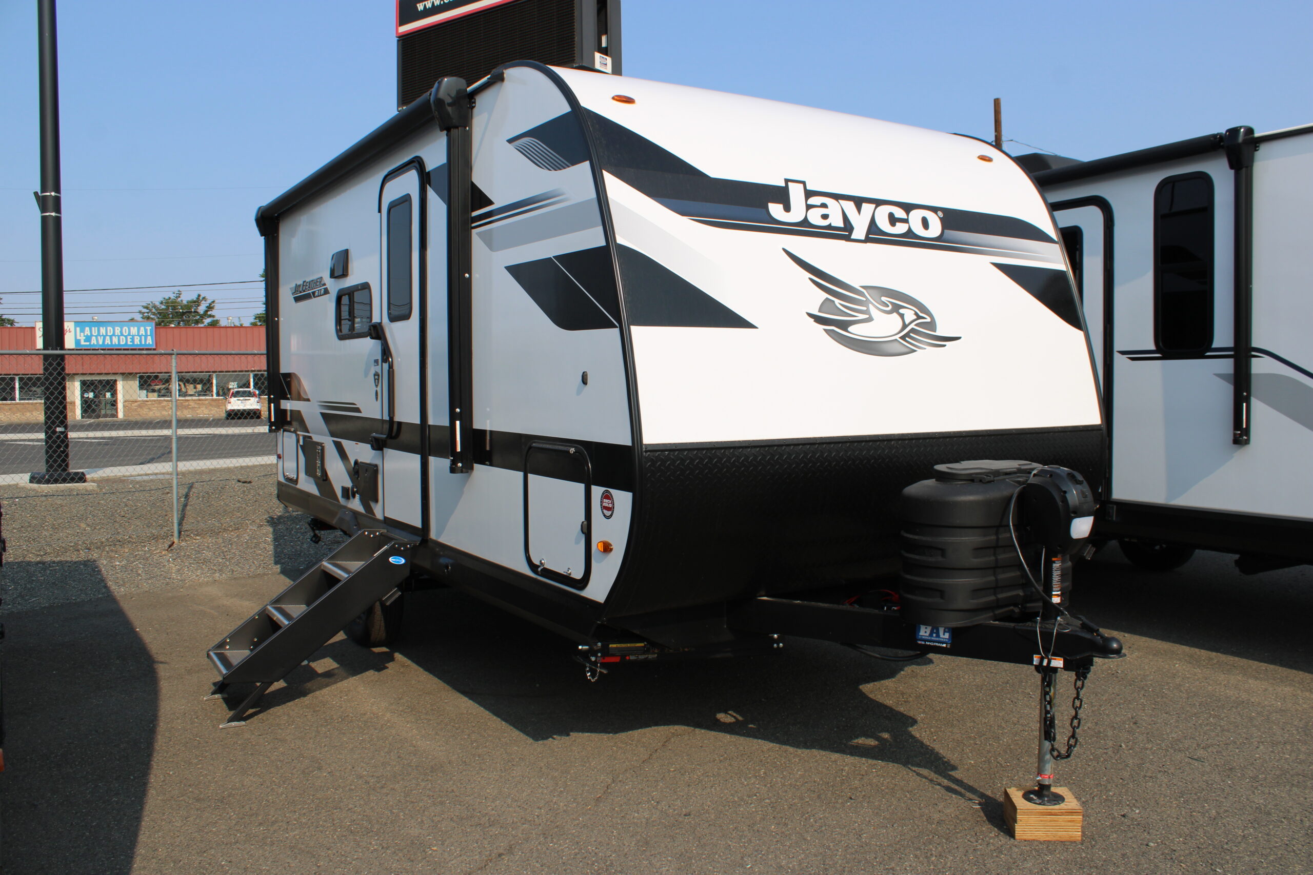 2026 JAYCO Jay Feather 18Fbs Air