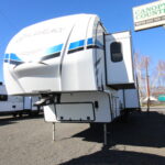 2022 FOREST RIVER Wildcat 369Mbl full