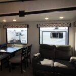 2022 FOREST RIVER Wildcat 369Mbl full