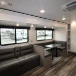 2026 JAYCO Jay Flight 284Bhsw full